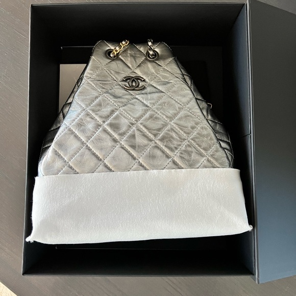 AUTHENTIC CHANEL GABRIELLE BACKPACK - Picture 2 of 8